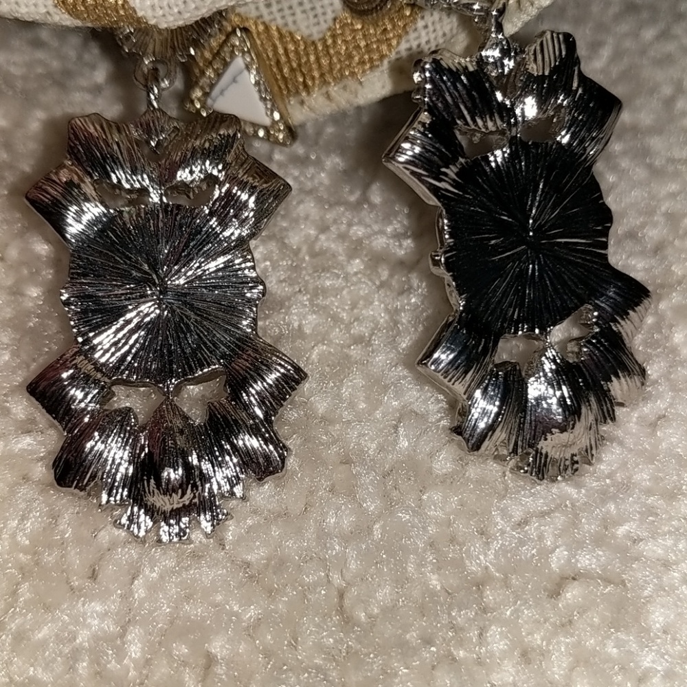 Statement earrings - Picture 2 of 2